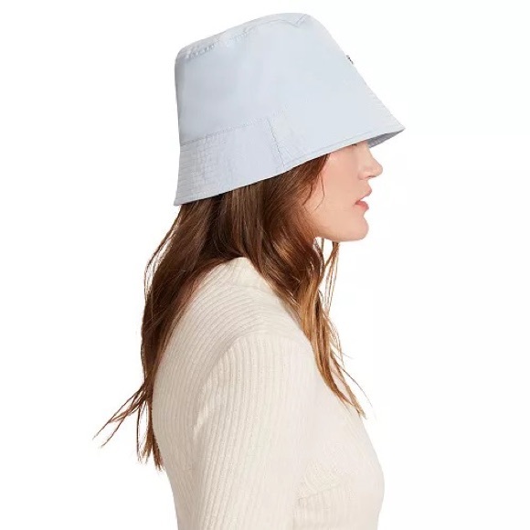 STEVE MADDEN Satin Lined Nylon Bucket Hat w Logo and stitching Light Blue - Picture 5 of 7